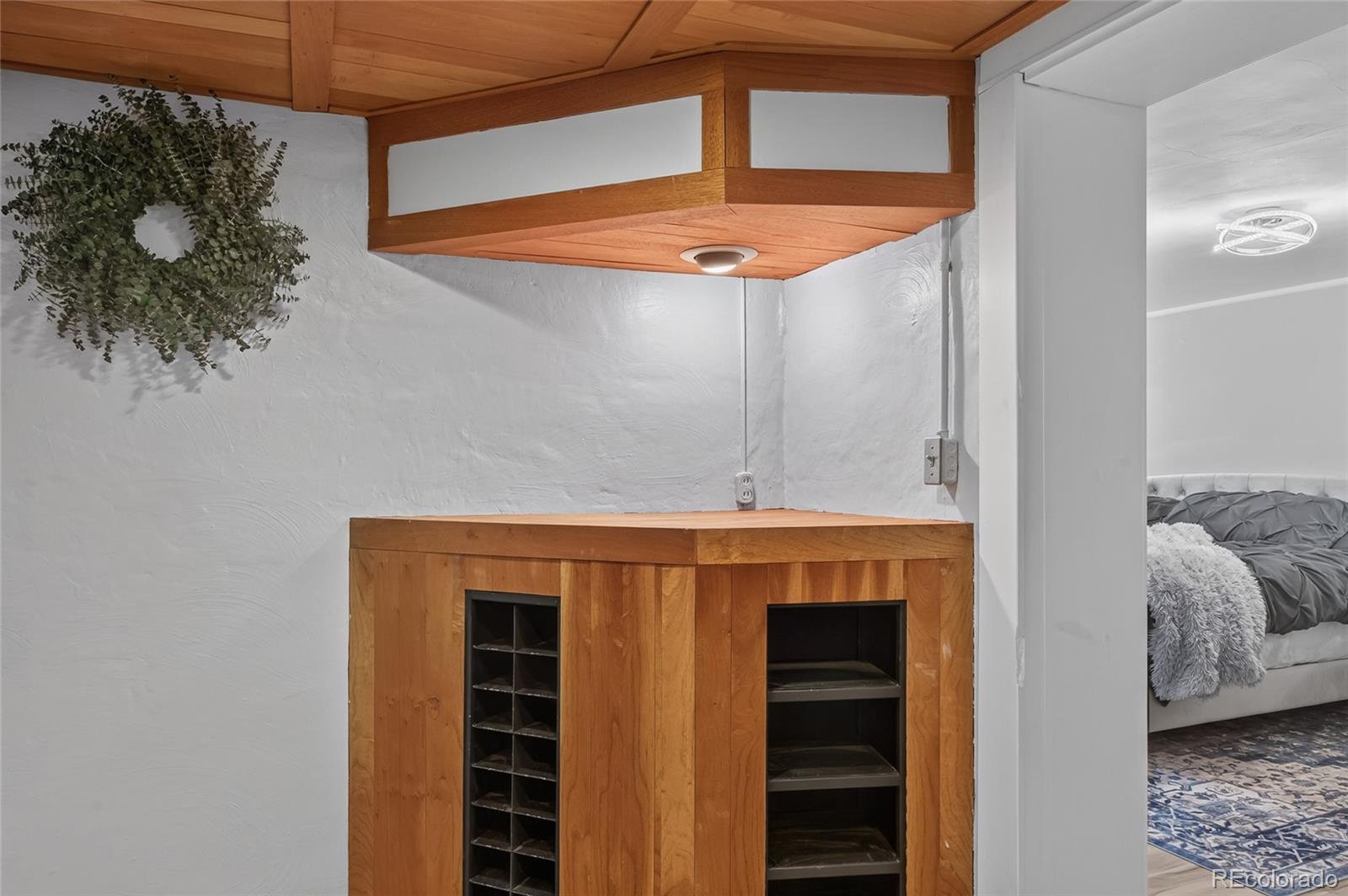 MLS Image #28 for 392 s clarkson street,denver, Colorado