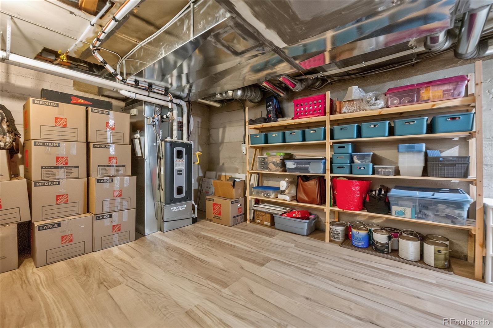 MLS Image #29 for 392 s clarkson street,denver, Colorado