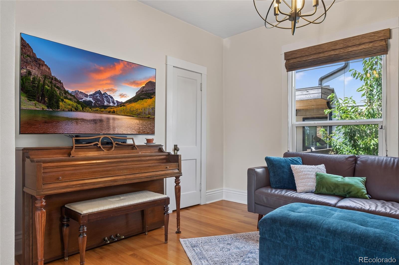 MLS Image #8 for 392 s clarkson street,denver, Colorado