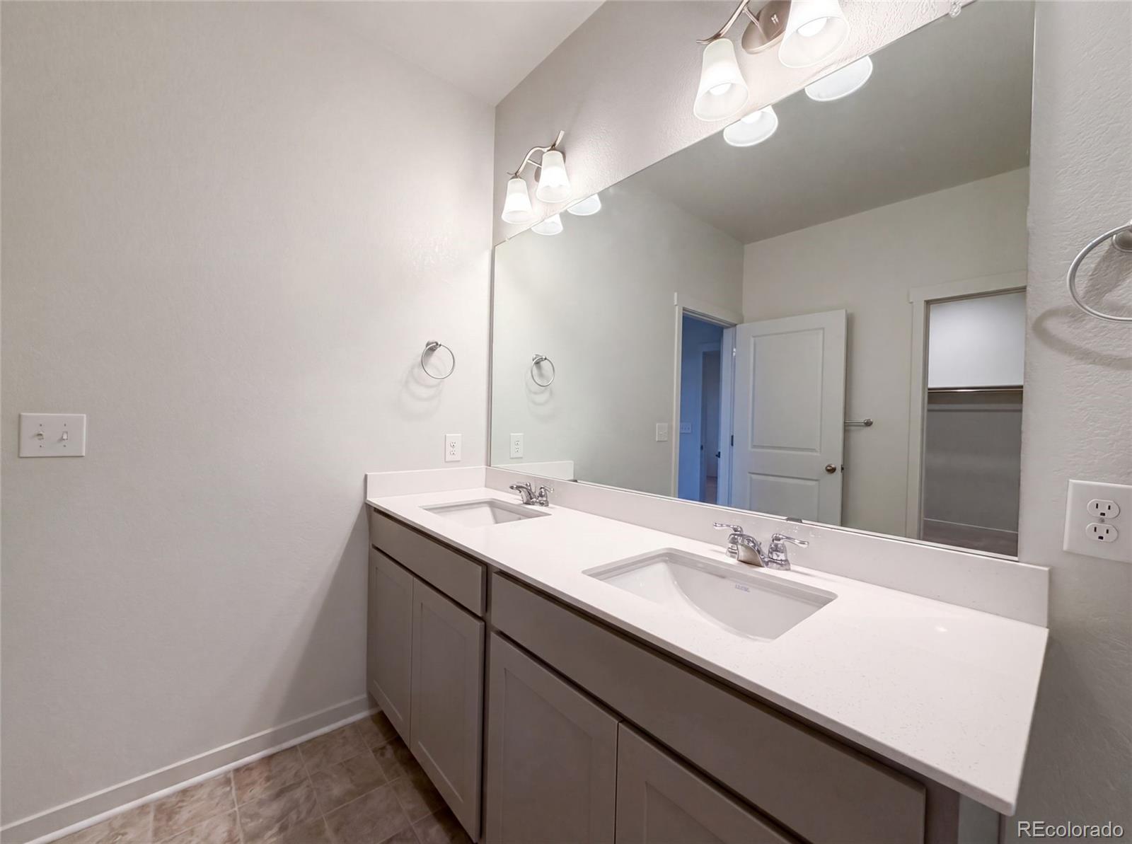 MLS Image #14 for 2341  mountain sky drive,fort lupton, Colorado