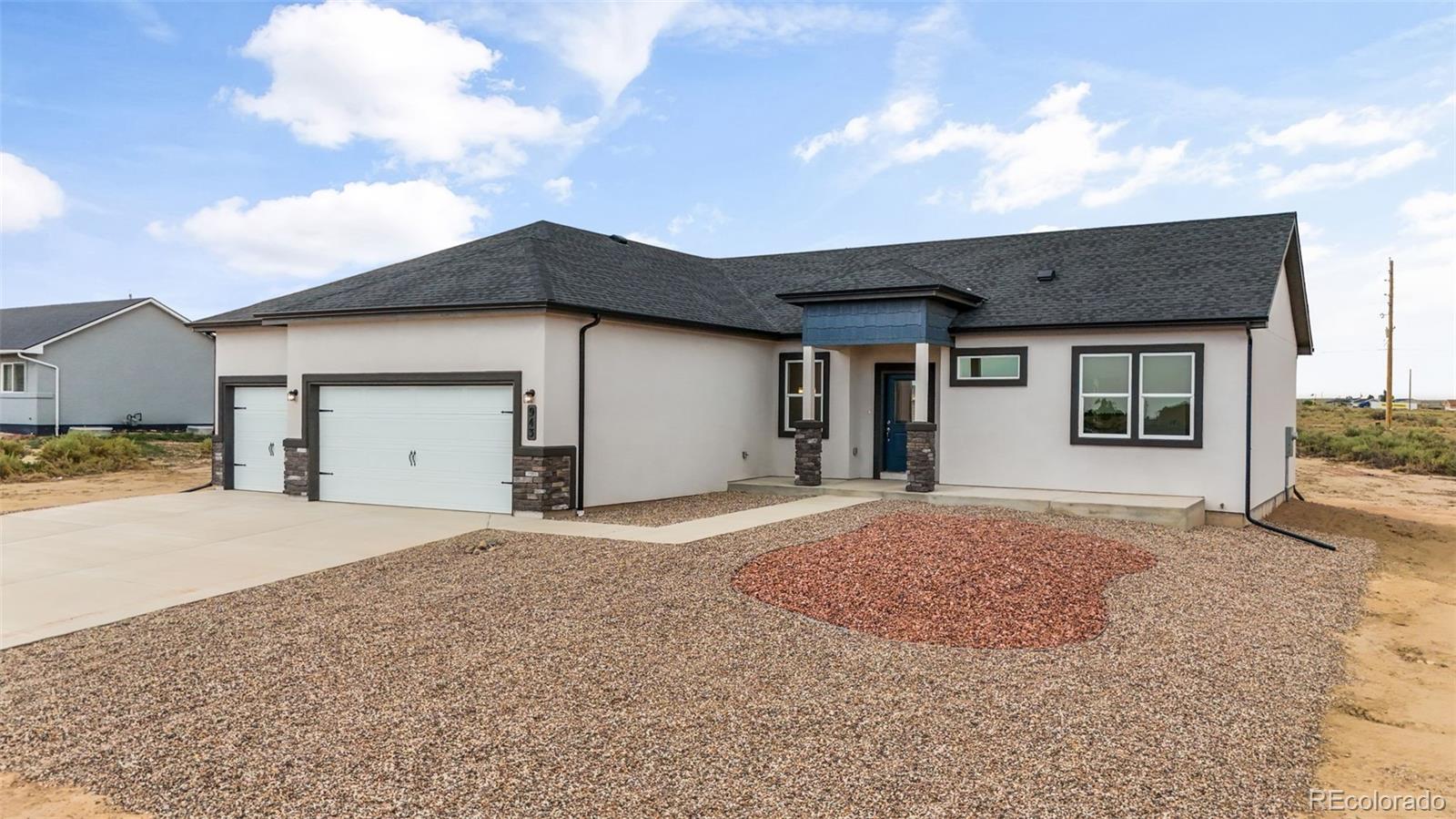 MLS Image #1 for 943 e moonbeam drive,pueblo west, Colorado