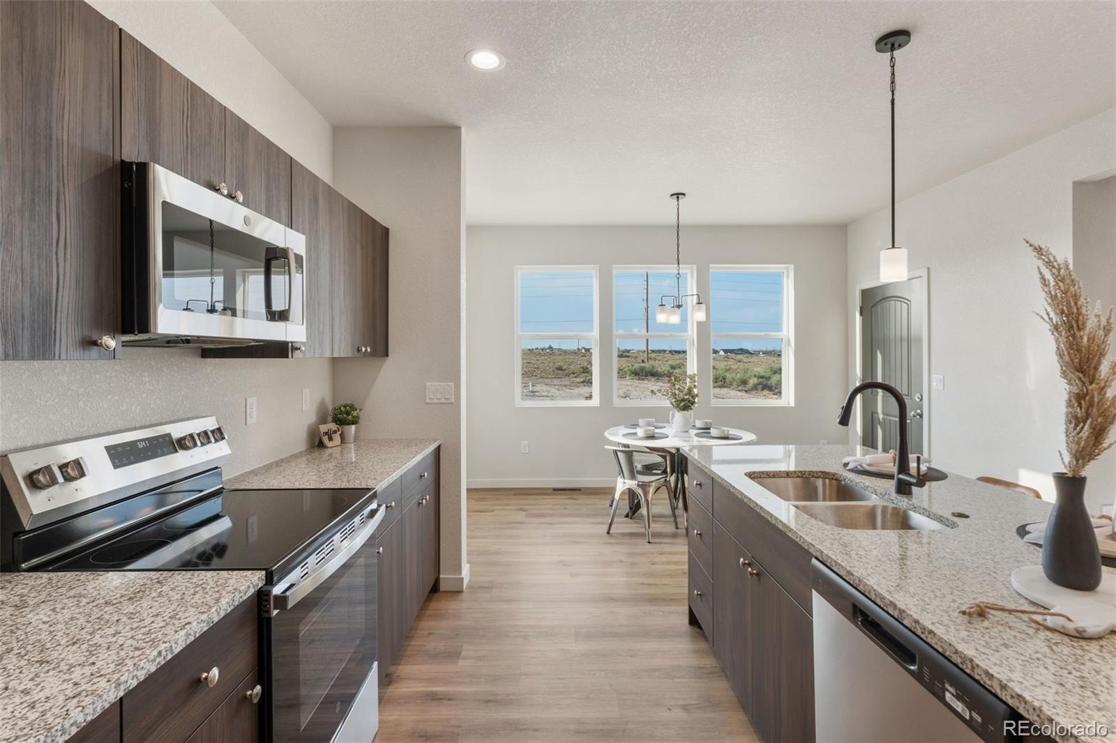 MLS Image #17 for 943 e moonbeam drive,pueblo west, Colorado