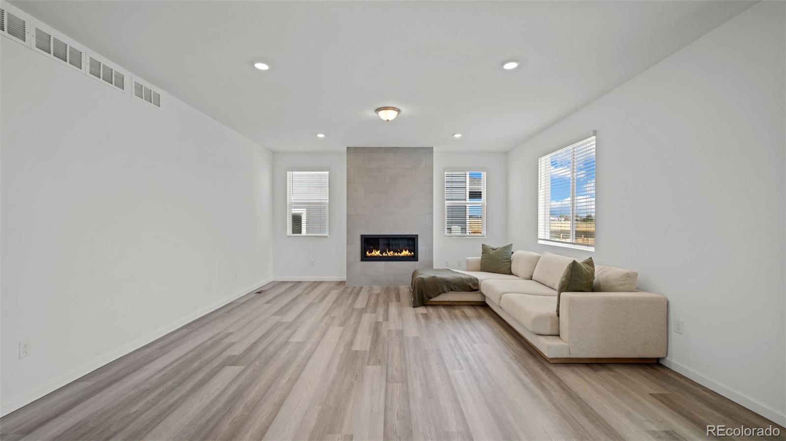 MLS Image #6 for 880  sunflower drive,brighton, Colorado