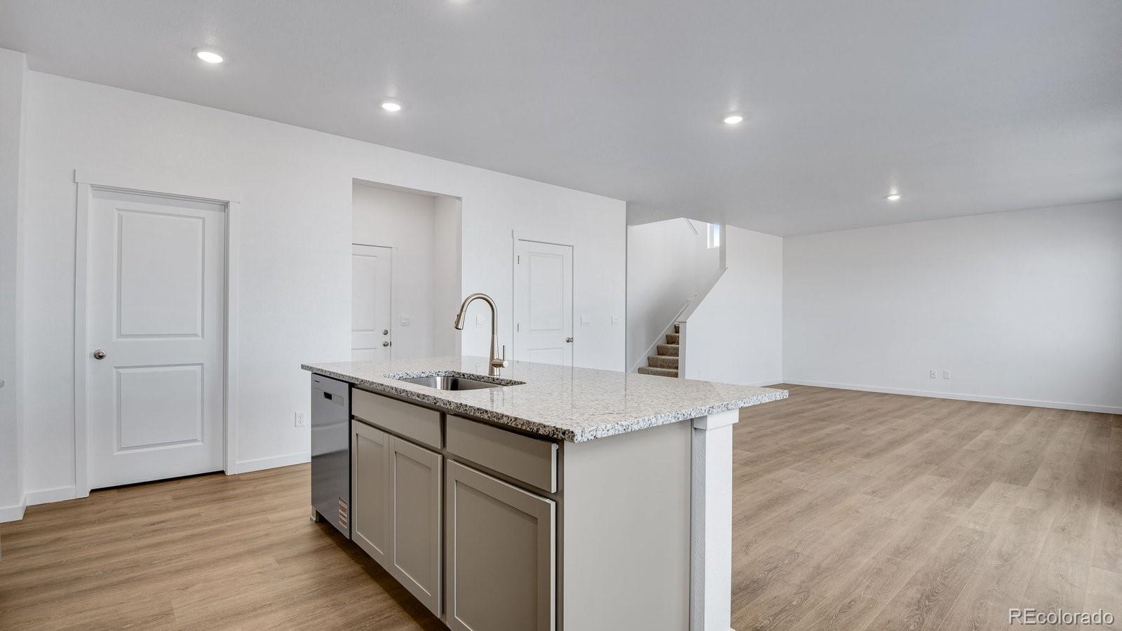 MLS Image #3 for 43033  castle stuart street,elizabeth, Colorado