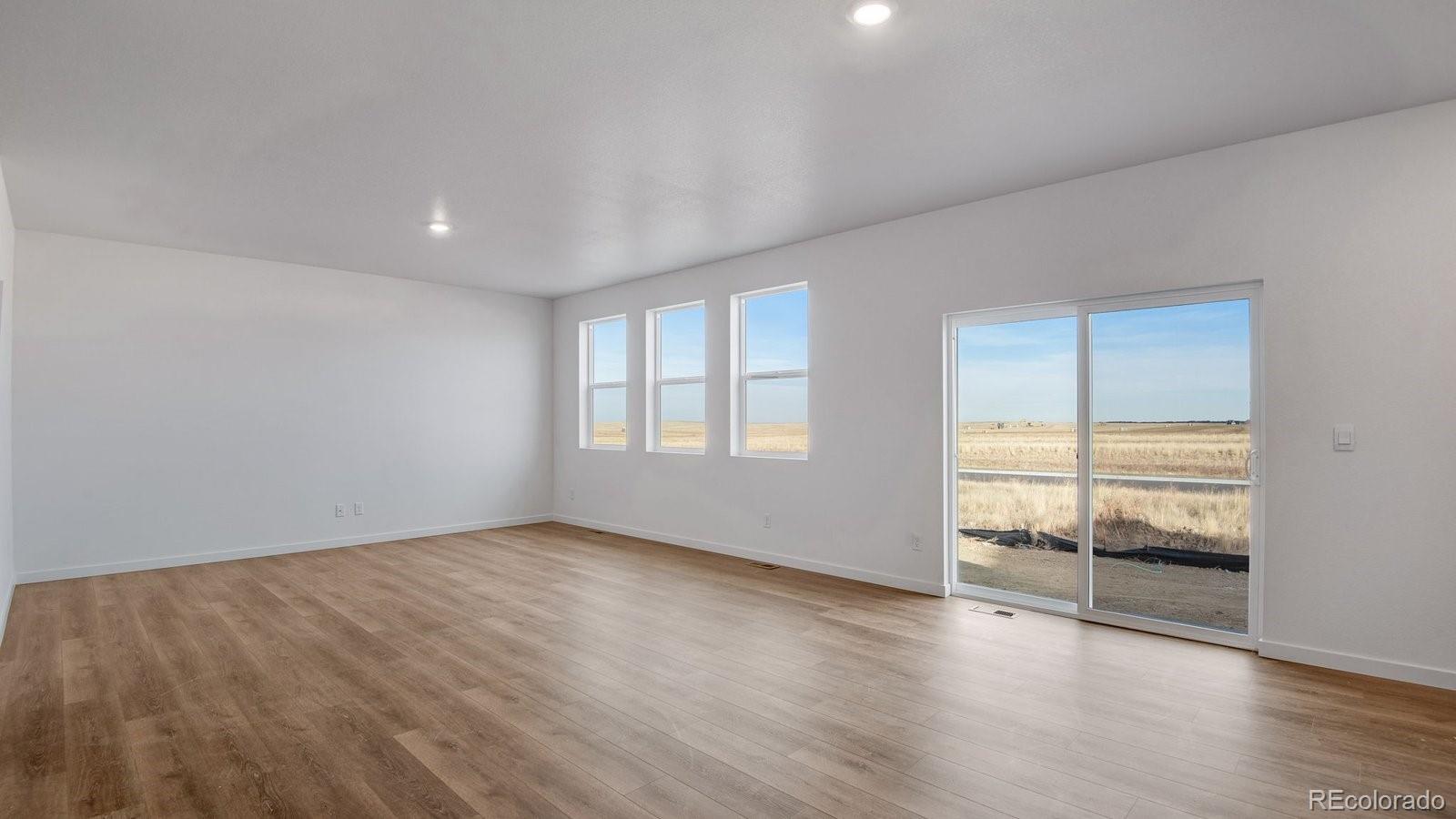 MLS Image #5 for 43033  castle stuart street,elizabeth, Colorado