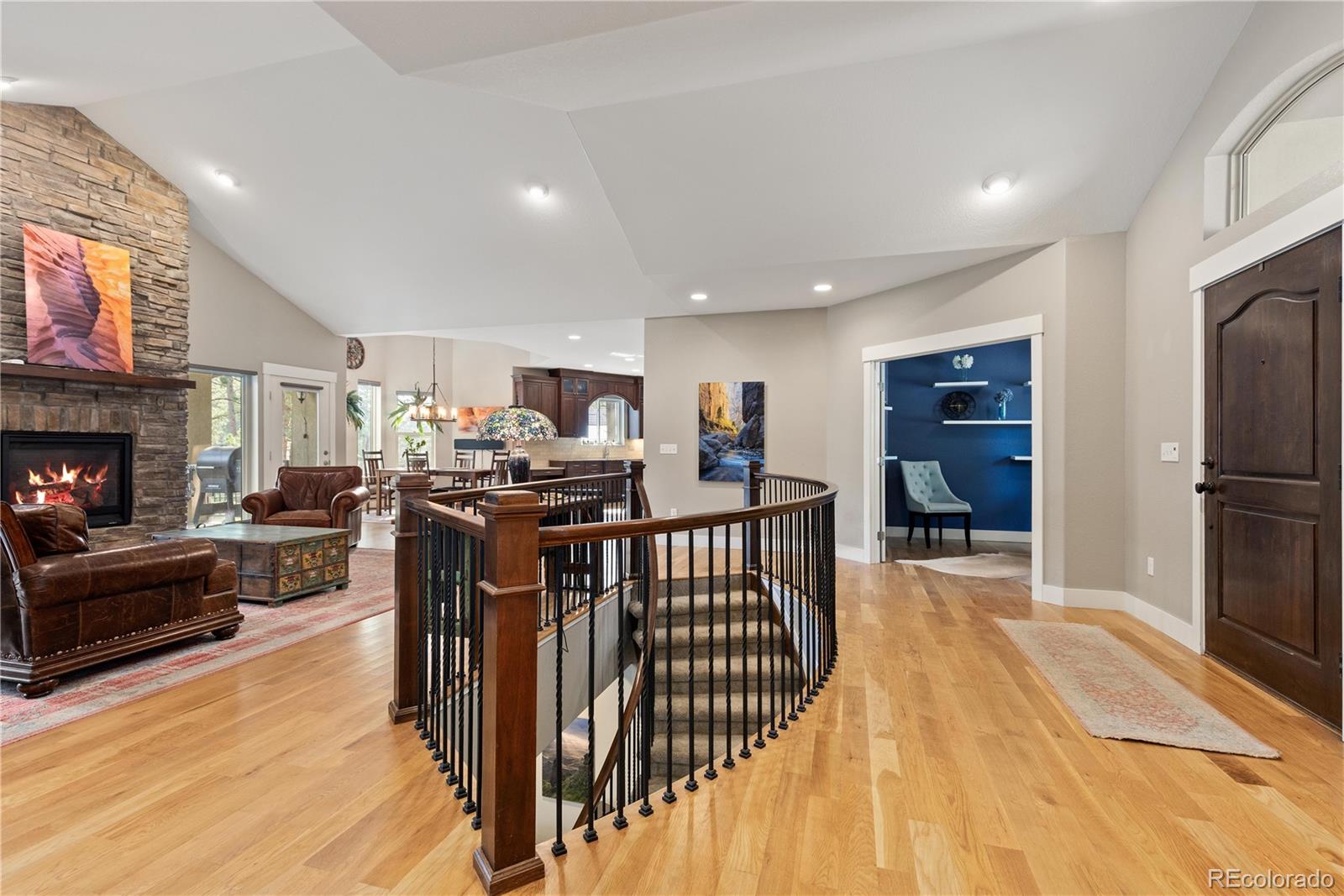 MLS Image #3 for 1395  gore circle,larkspur, Colorado