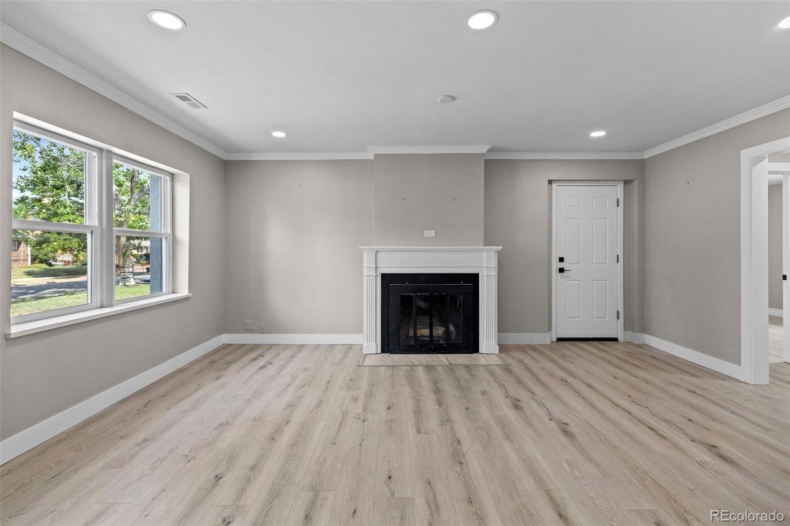MLS Image #11 for 2612  albion street,denver, Colorado