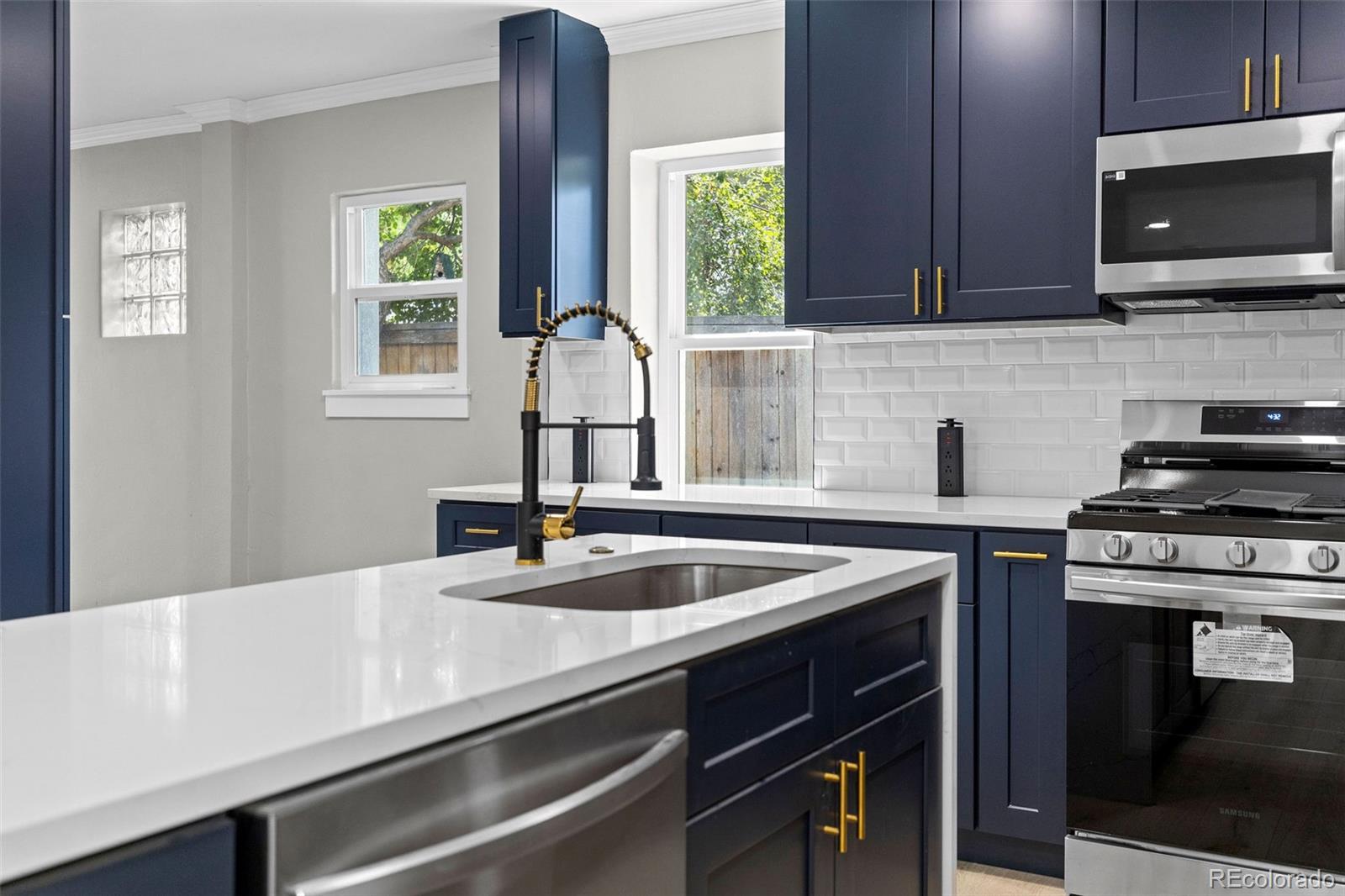 MLS Image #6 for 2612  albion street,denver, Colorado