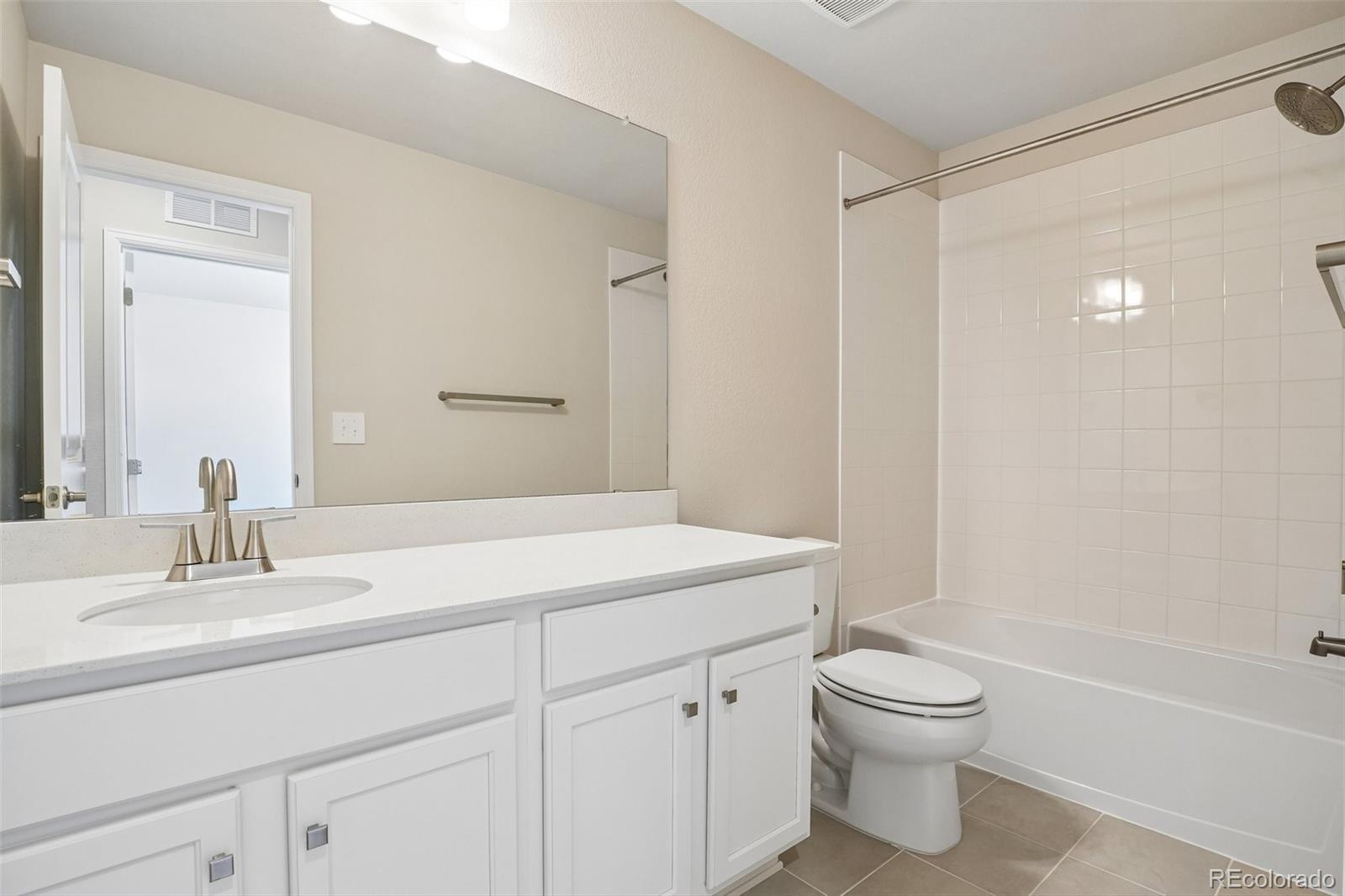 MLS Image #10 for 2326  bufflehead way,johnstown, Colorado