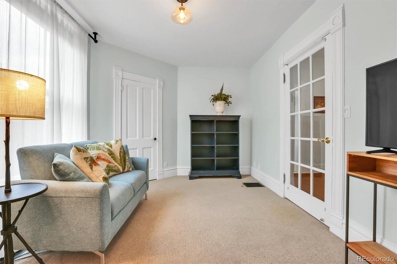 MLS Image #16 for 1812 s lincoln street,denver, Colorado