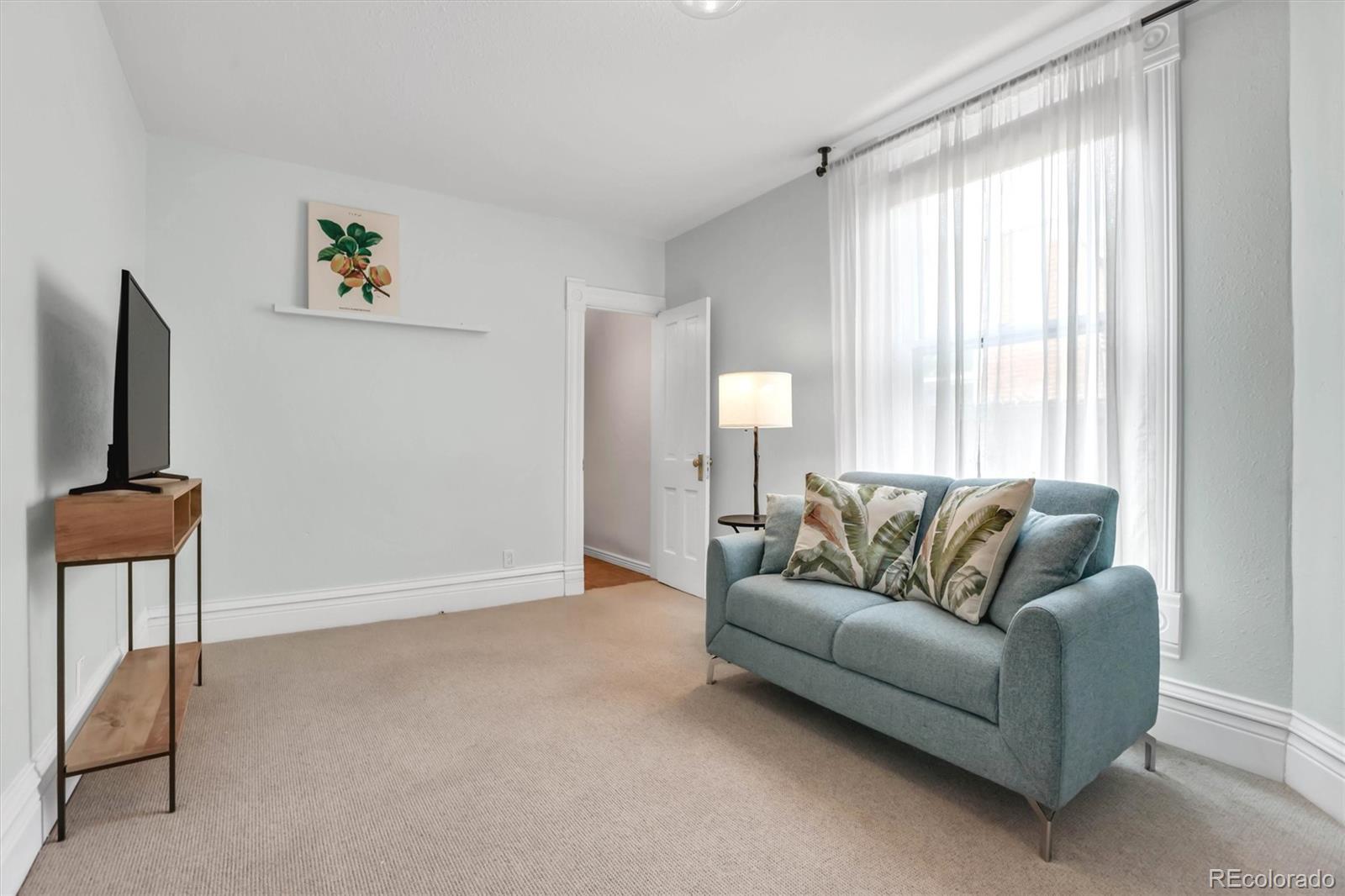 MLS Image #17 for 1812 s lincoln street,denver, Colorado