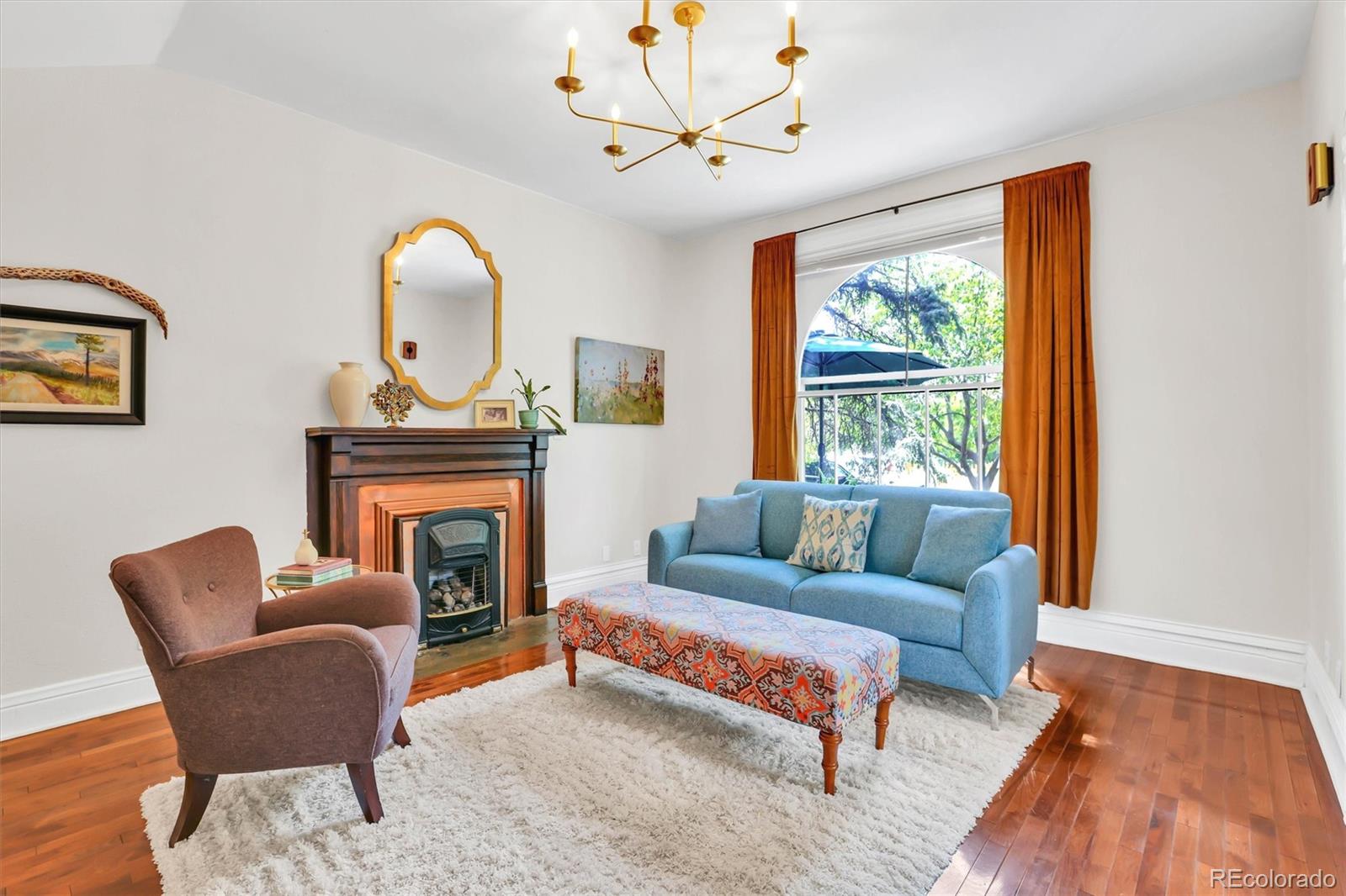 MLS Image #4 for 1812 s lincoln street,denver, Colorado