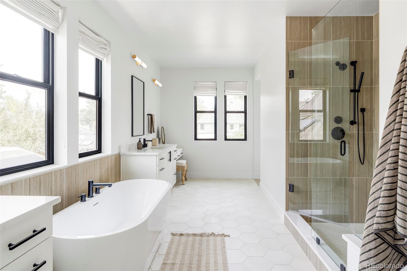 MLS Image #26 for 330  elm street,denver, Colorado