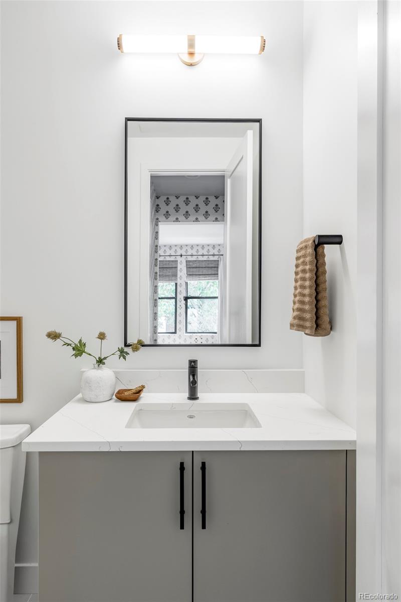 MLS Image #29 for 330  elm street,denver, Colorado