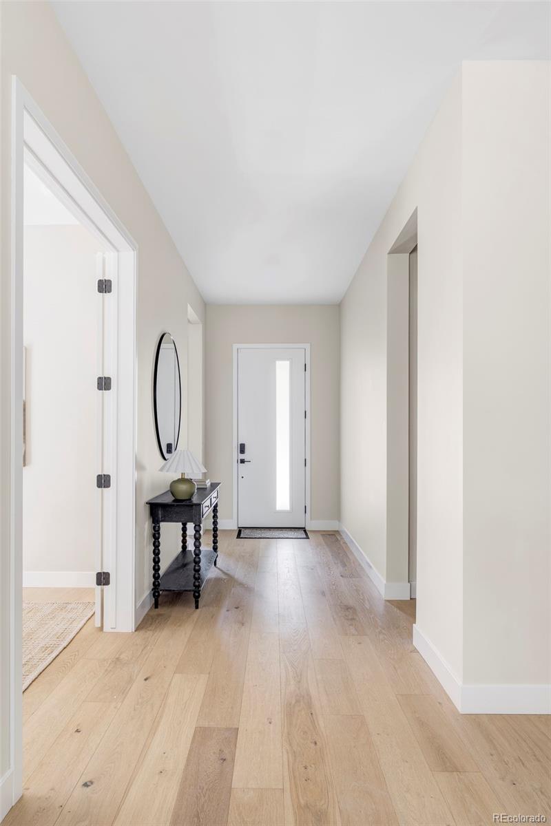 MLS Image #3 for 330  elm street,denver, Colorado