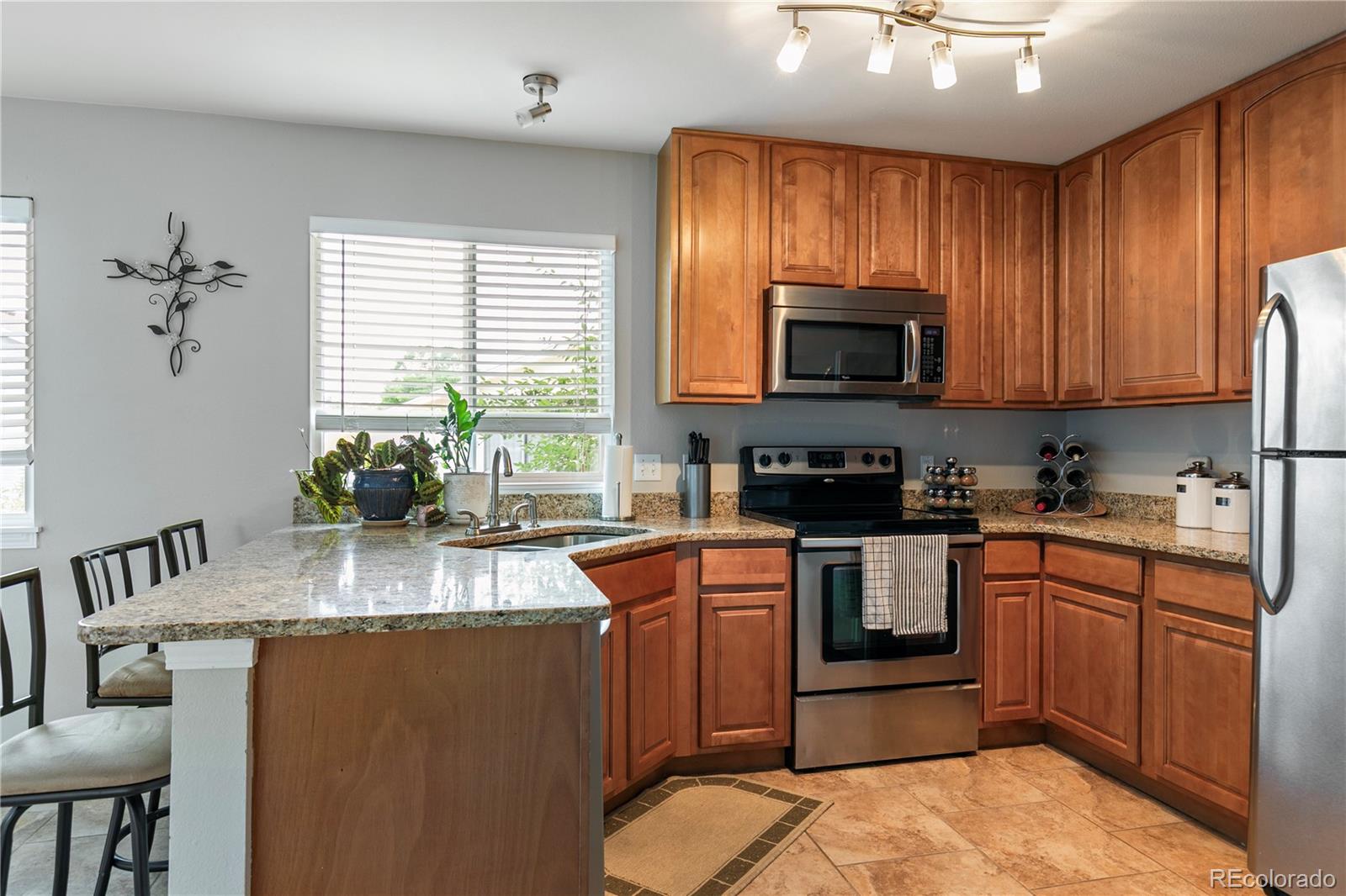 MLS Image #10 for 633  walden court,littleton, Colorado