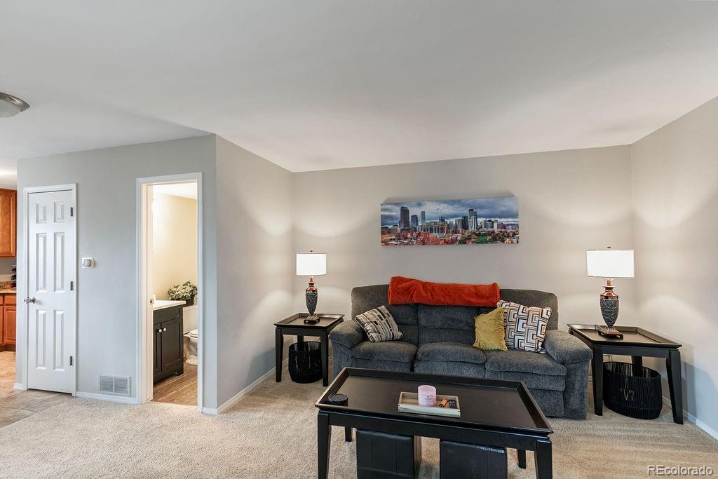 MLS Image #13 for 633  walden court,littleton, Colorado