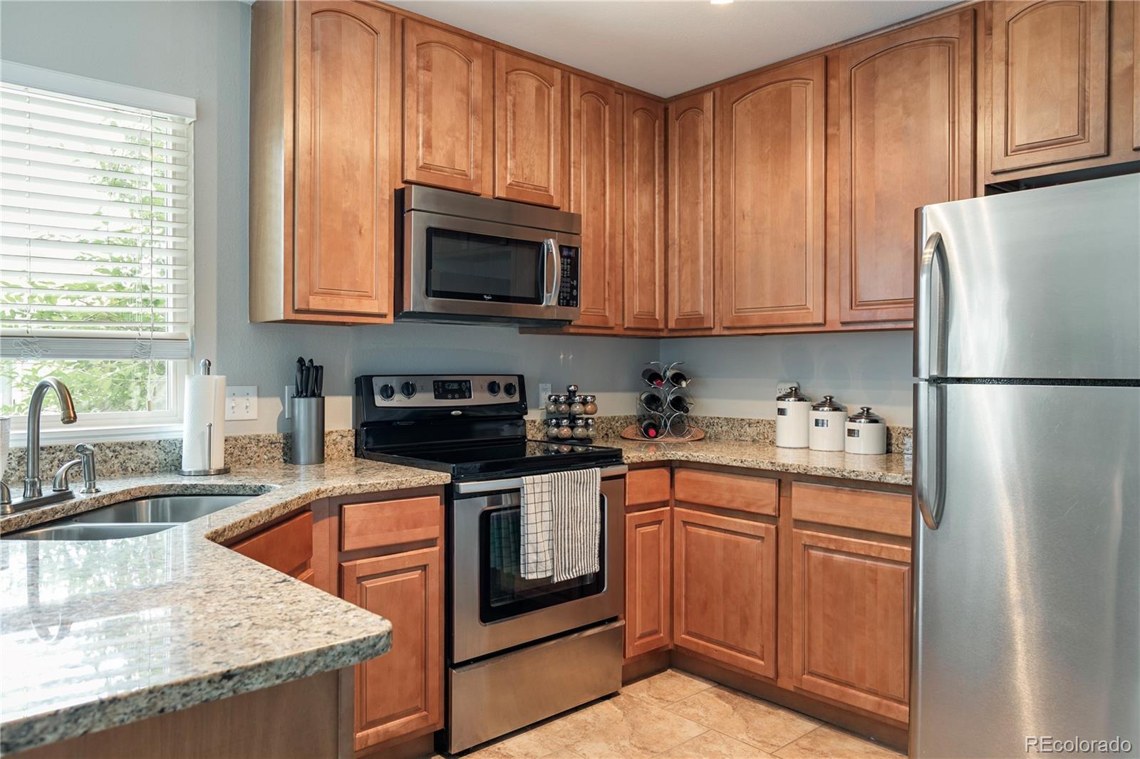 MLS Image #9 for 633  walden court,littleton, Colorado