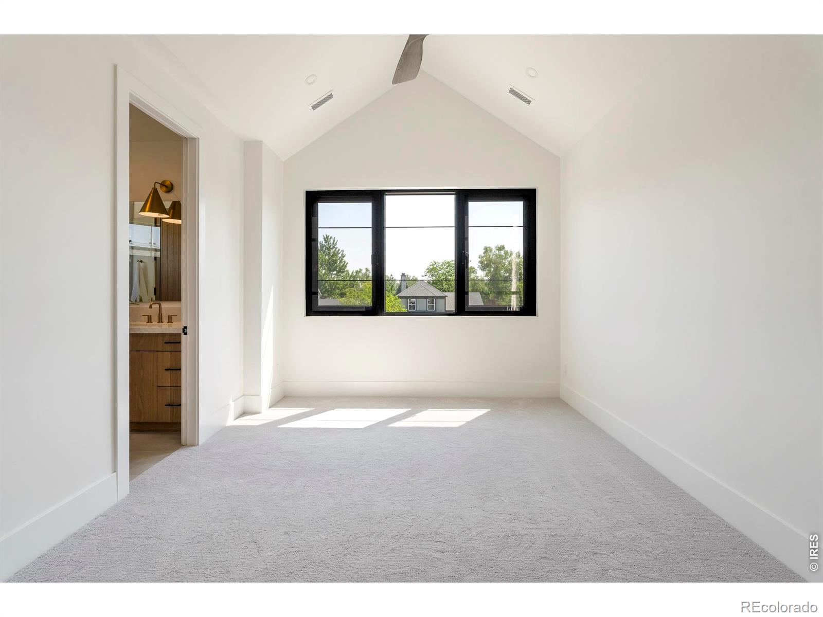 MLS Image #33 for 137 s warbler court,louisville, Colorado