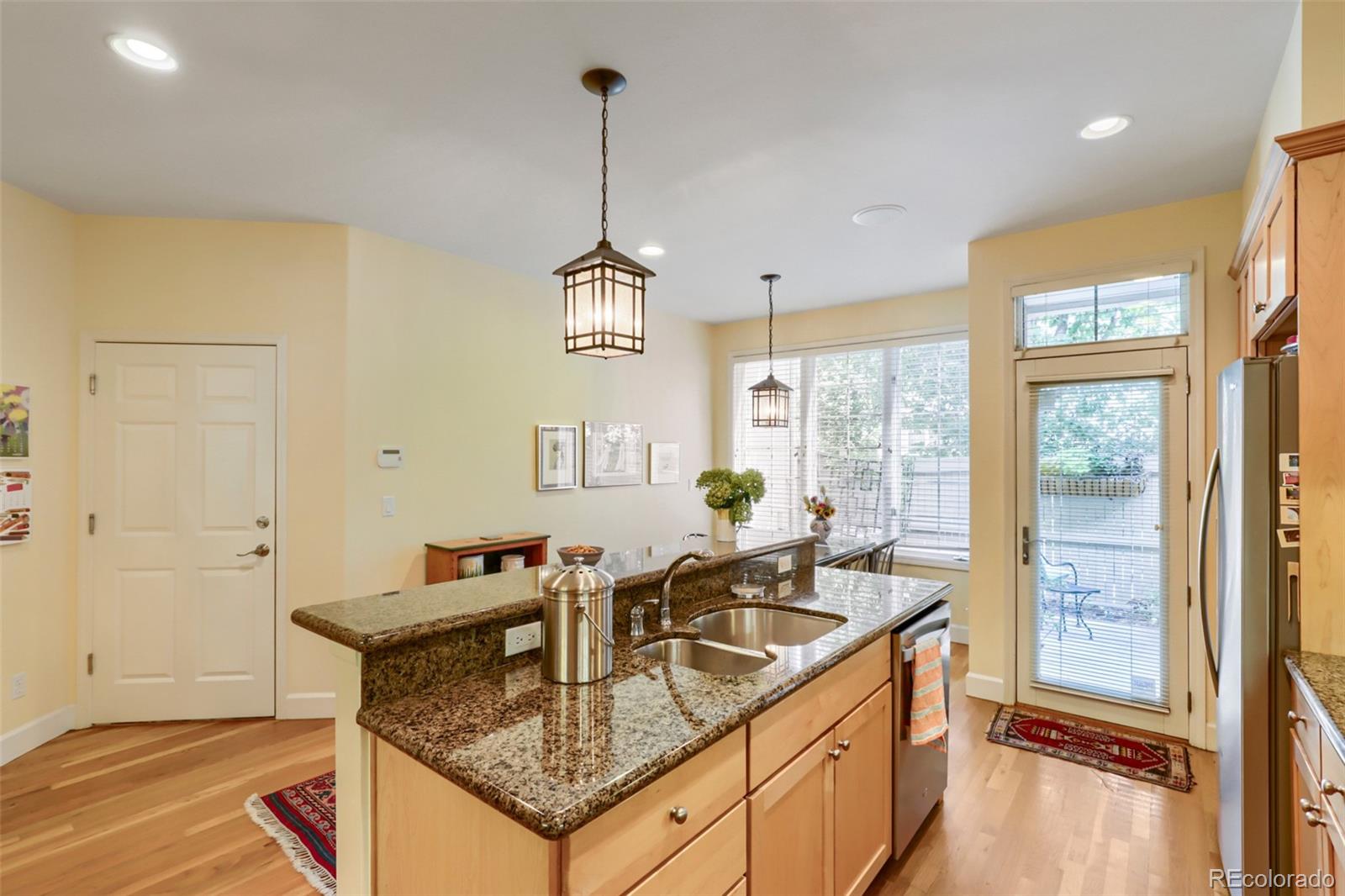 MLS Image #22 for 530  syracuse street ,denver, Colorado