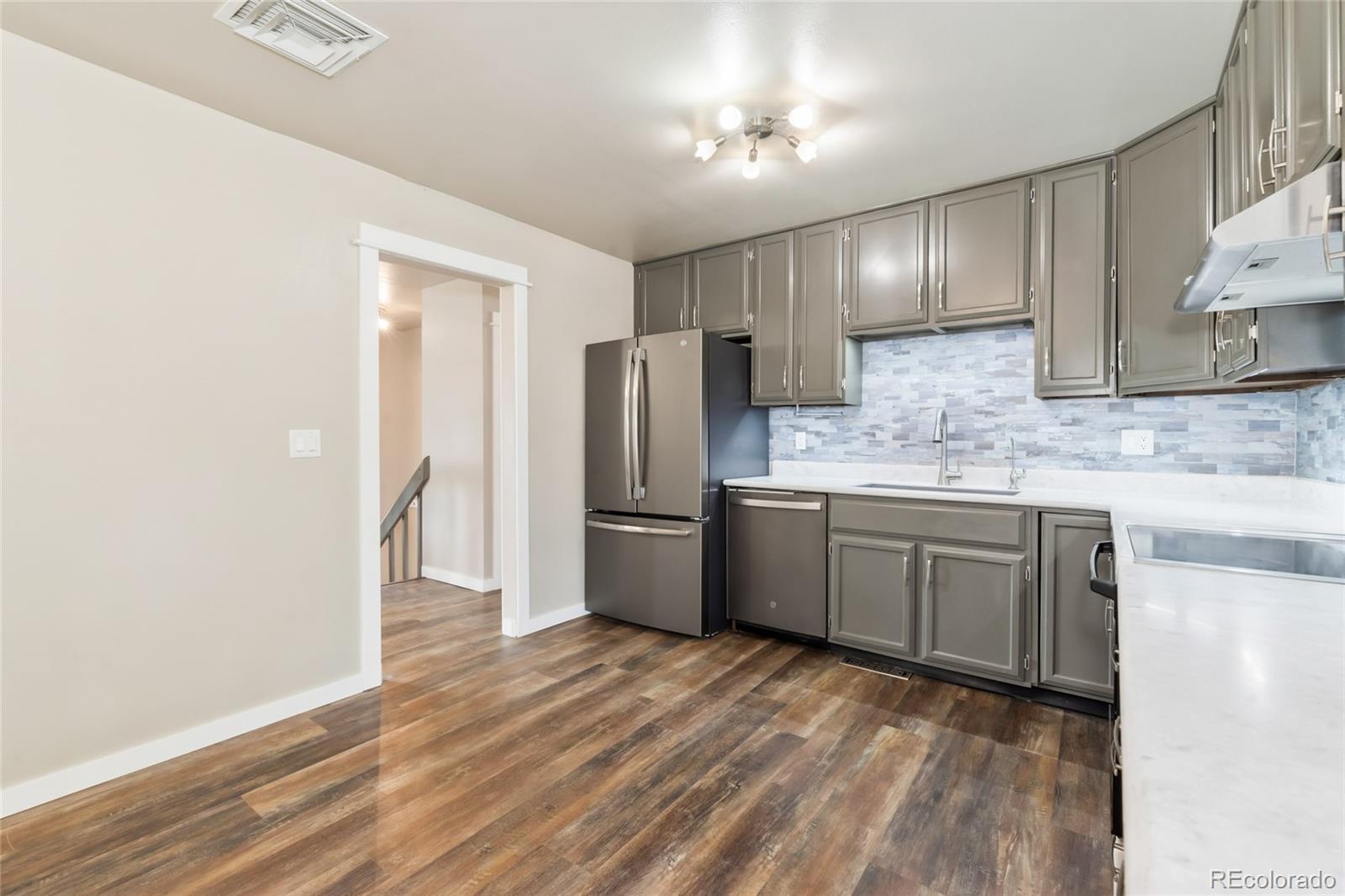 MLS Image #19 for 953  herring circle,craig, Colorado