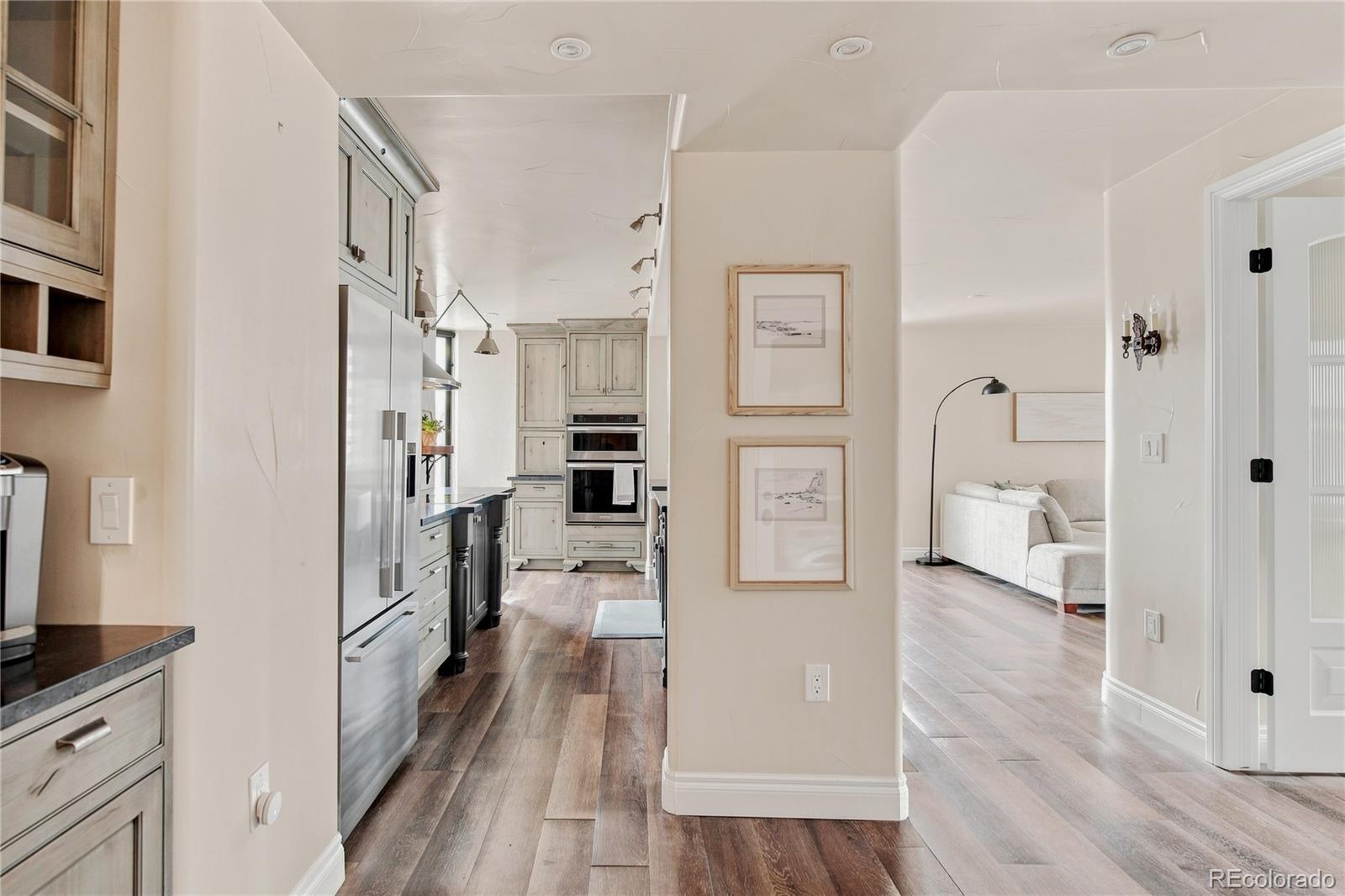MLS Image #1 for 1625  larimer street 1705,denver, Colorado