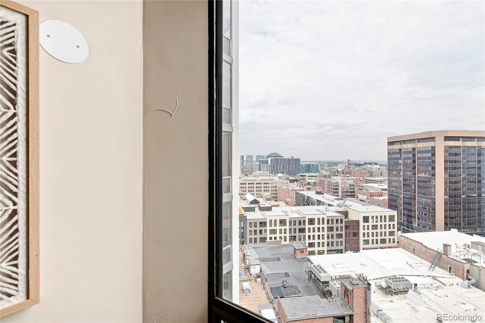 MLS Image #11 for 1625  larimer street 1705,denver, Colorado