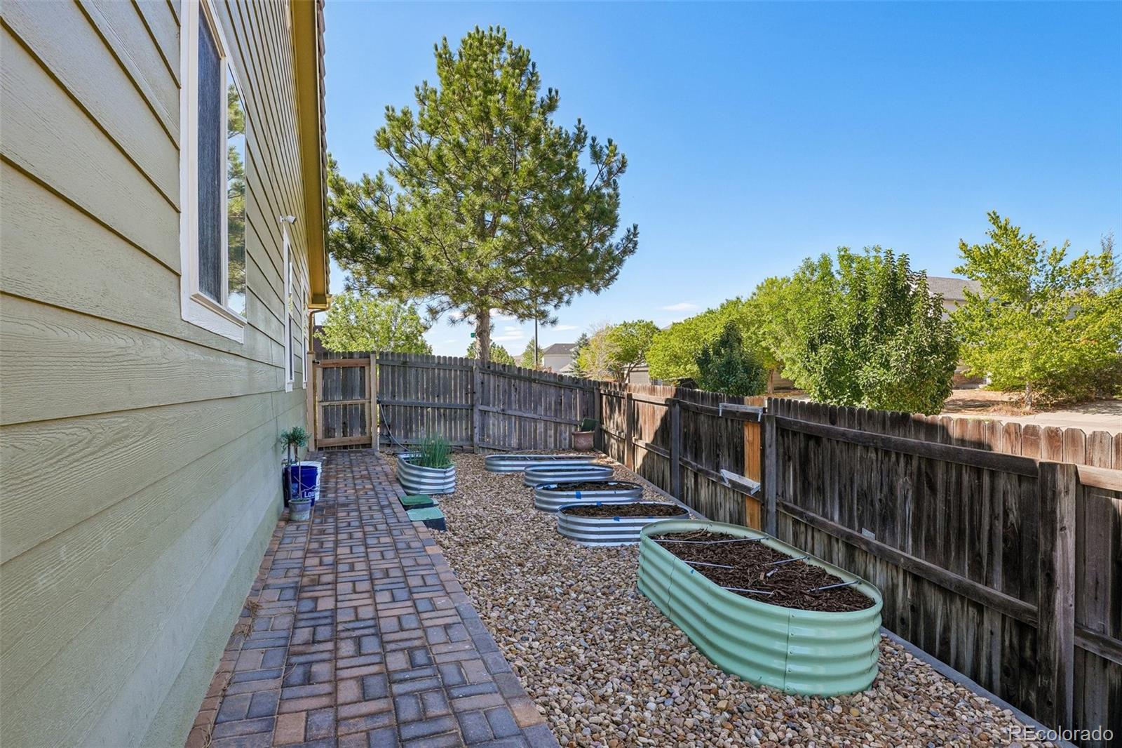 MLS Image #32 for 21749 e jarvis place,aurora, Colorado