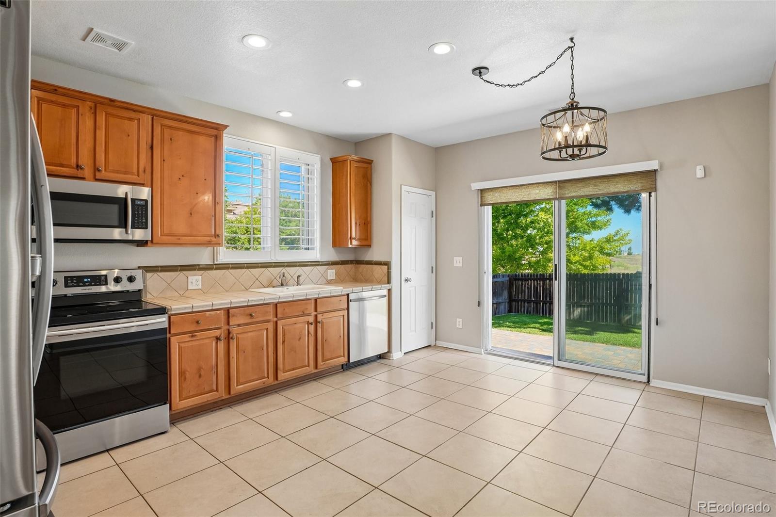 MLS Image #5 for 21749 e jarvis place,aurora, Colorado
