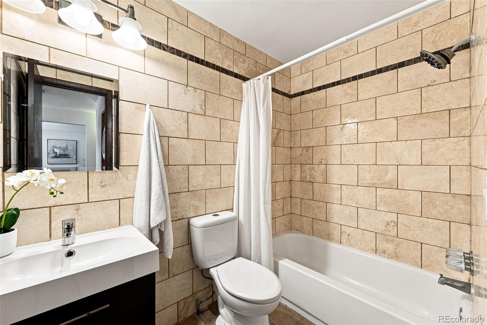 MLS Image #14 for 7373 w florida avenue,denver, Colorado