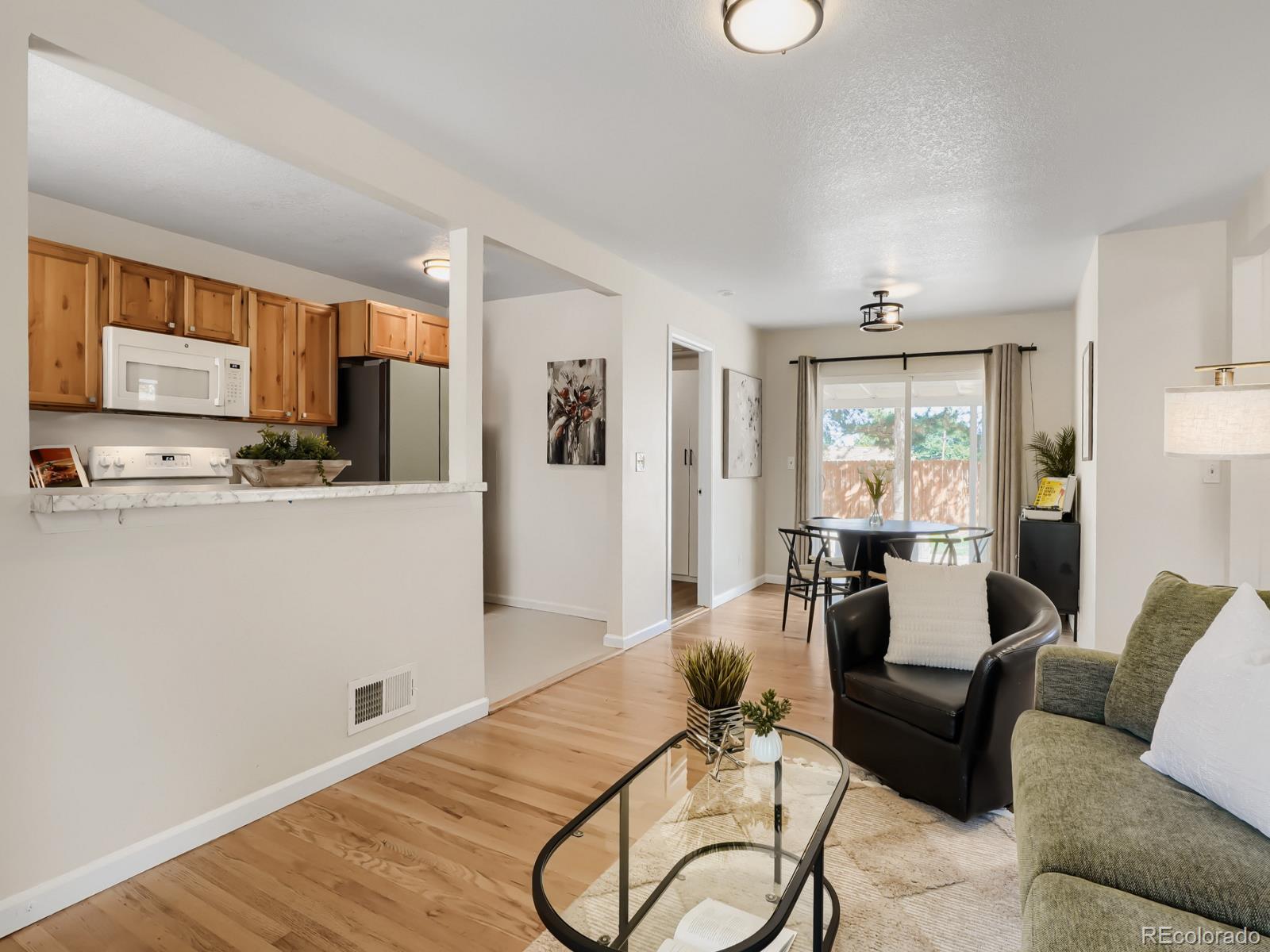 MLS Image #8 for 1200 s tejon street,denver, Colorado