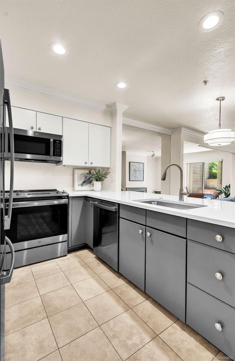MLS Image #4 for 848  walnut street,boulder, Colorado