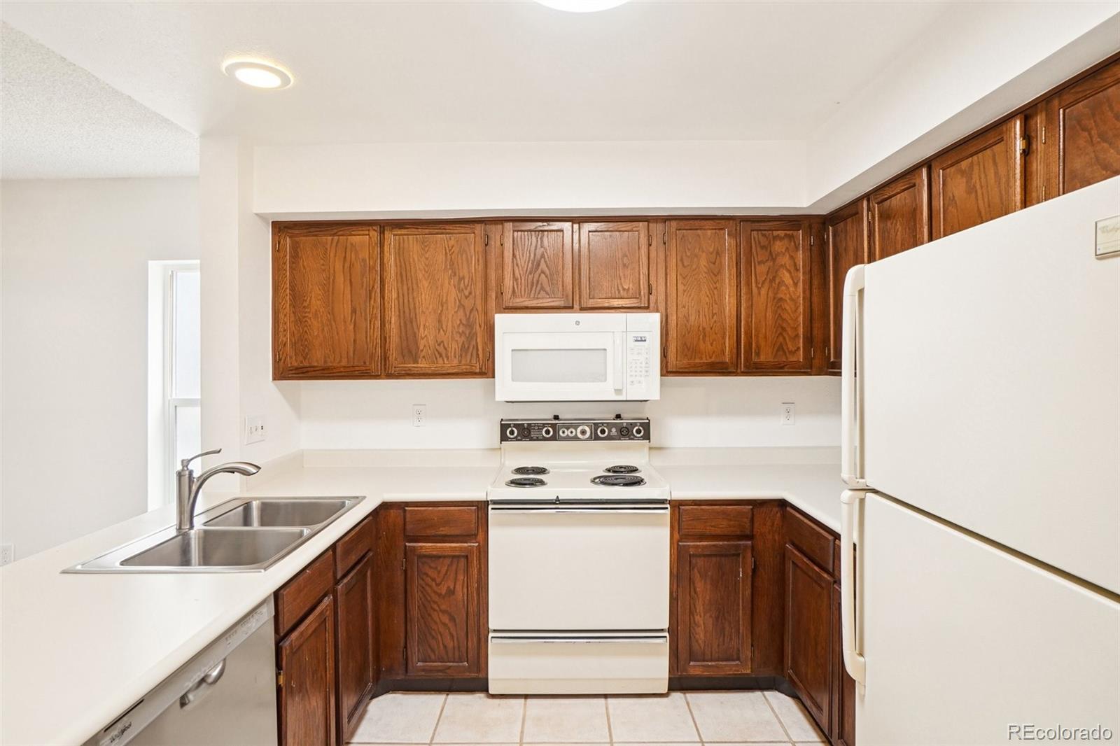 MLS Image #14 for 12973 e cornell avenue,aurora, Colorado