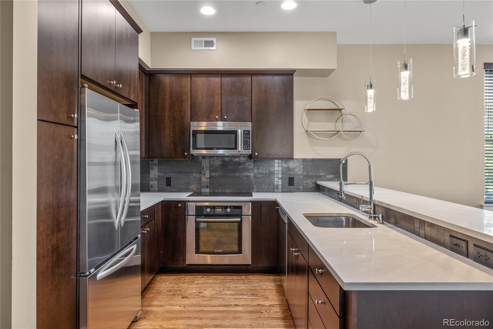 MLS Image #9 for 340 s lafayette street,denver, Colorado