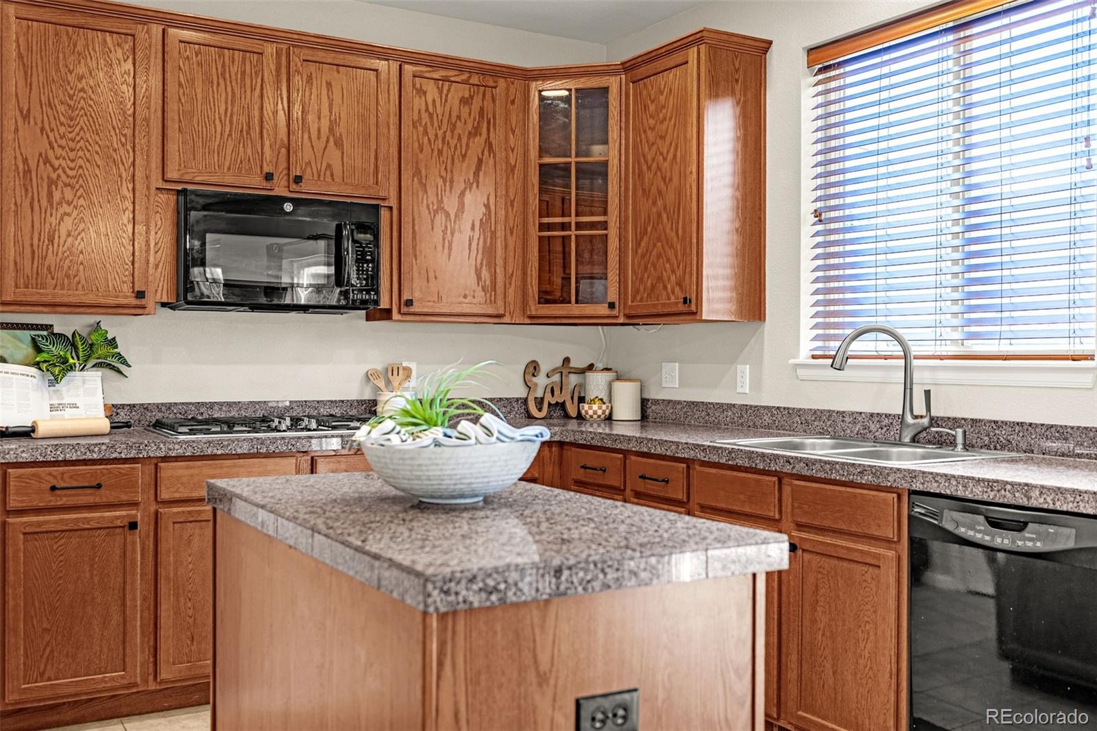 MLS Image #12 for 1425  diamond rim drive,colorado springs, Colorado