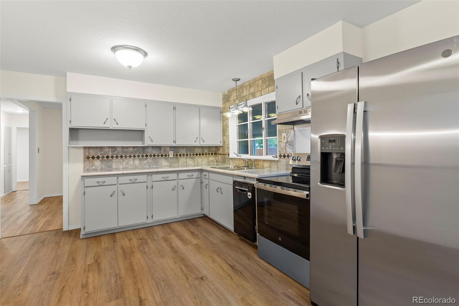 MLS Image #17 for 100  leta drive,colorado springs, Colorado