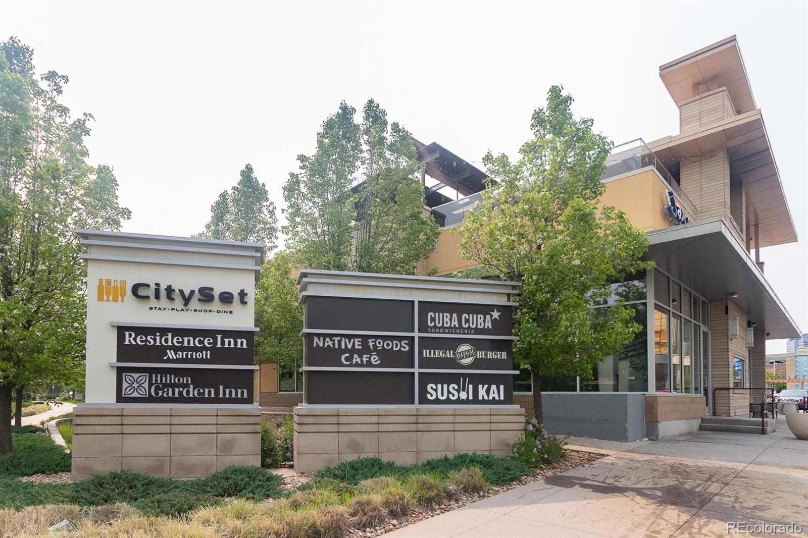 MLS Image #21 for 1121 s dahlia street,denver, Colorado