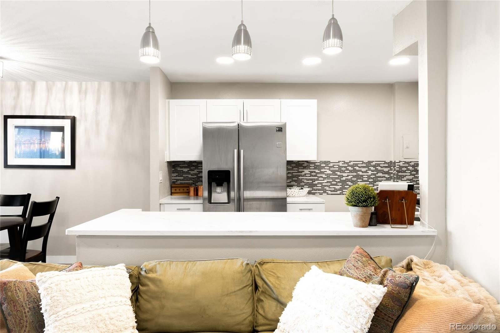 MLS Image #10 for 460 s marion parkway,denver, Colorado