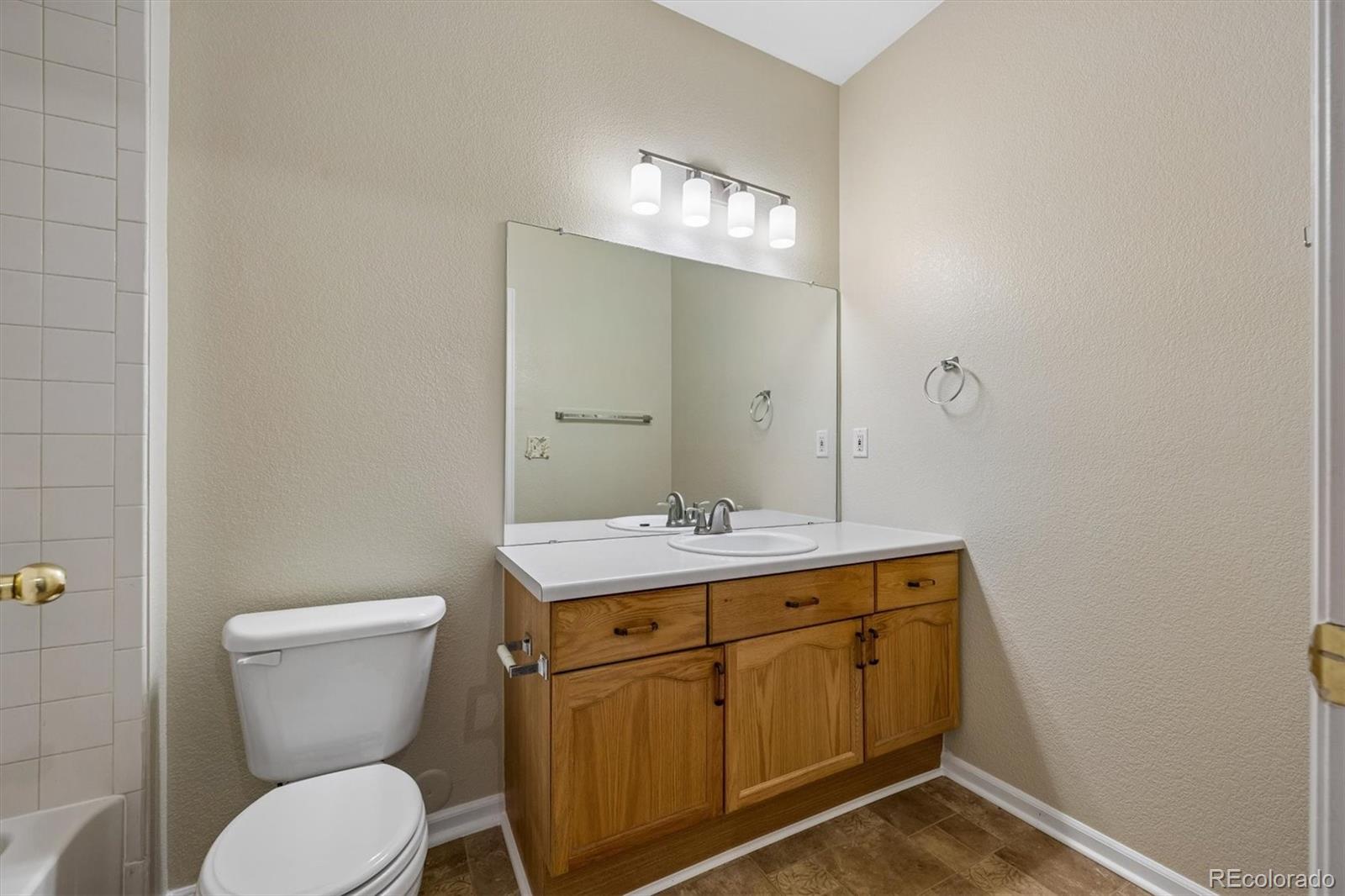 MLS Image #19 for 14333 e 1st drive,aurora, Colorado