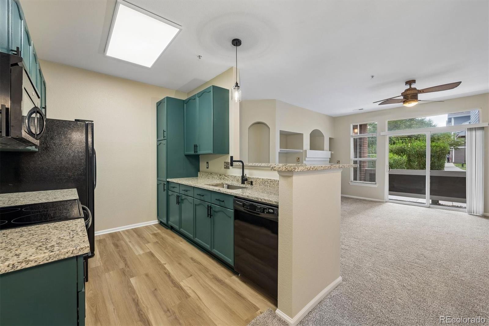 MLS Image #3 for 14333 e 1st drive,aurora, Colorado