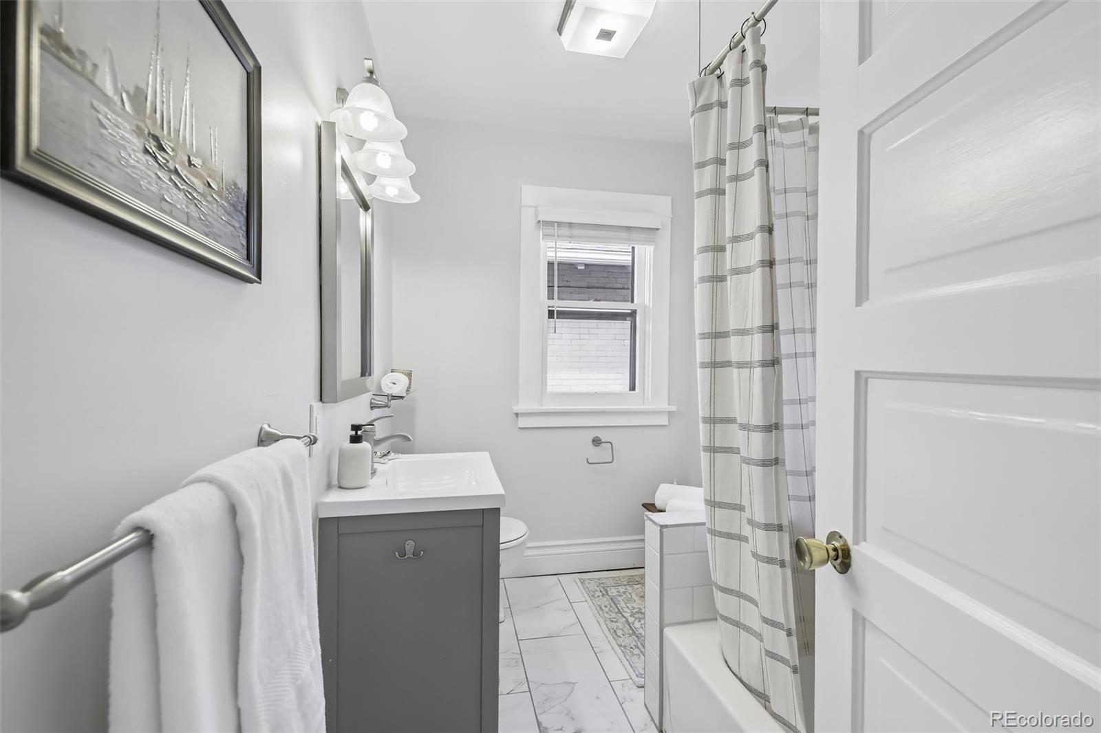 MLS Image #26 for 1766 n high street,denver, Colorado