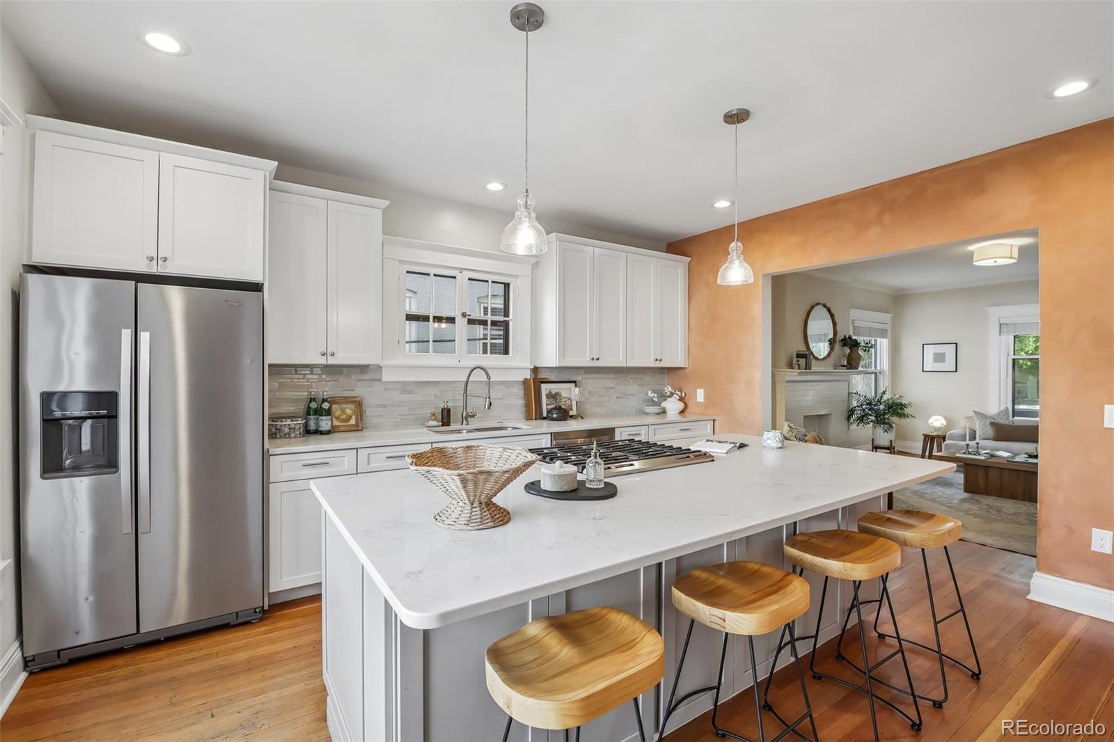 MLS Image #9 for 1766 n high street,denver, Colorado