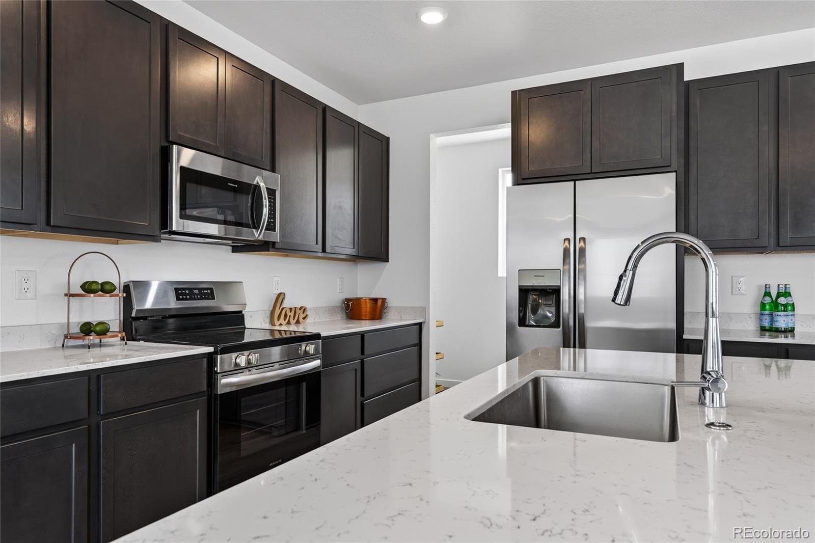 MLS Image #15 for 1949 s fultondale way,aurora, Colorado
