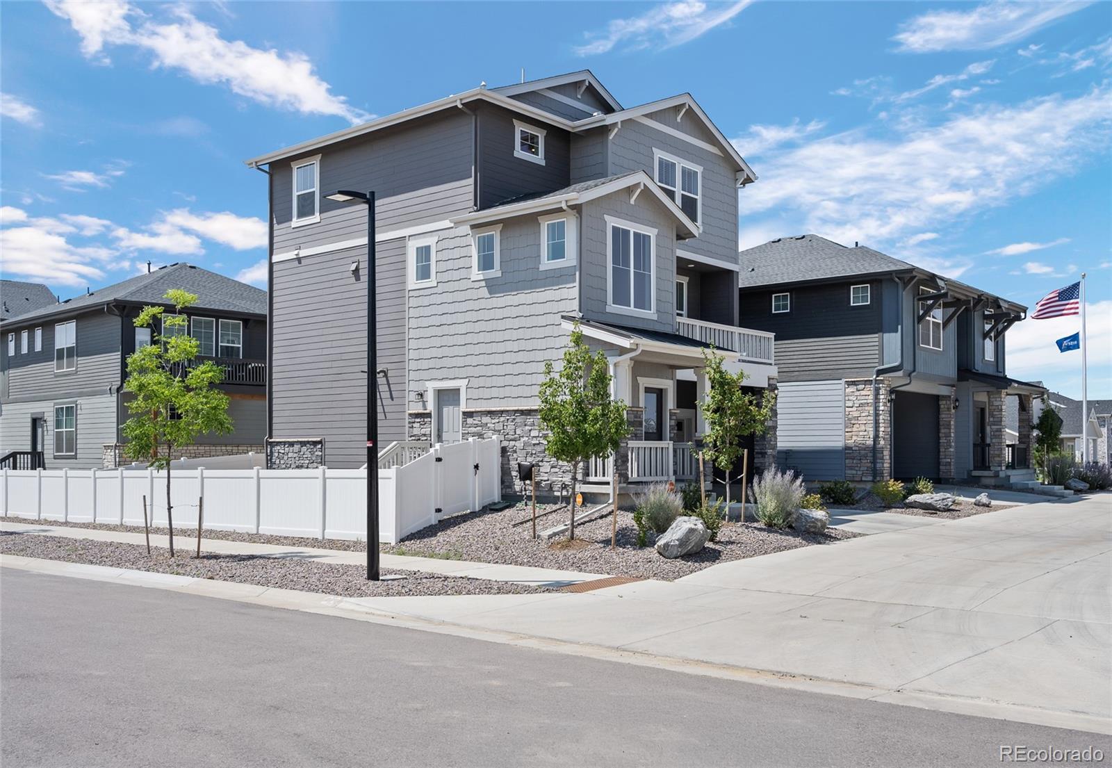MLS Image #2 for 1949 s fultondale way,aurora, Colorado