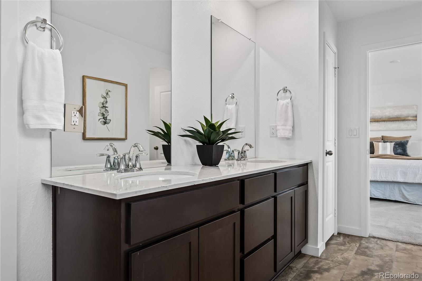 MLS Image #25 for 1949 s fultondale way,aurora, Colorado