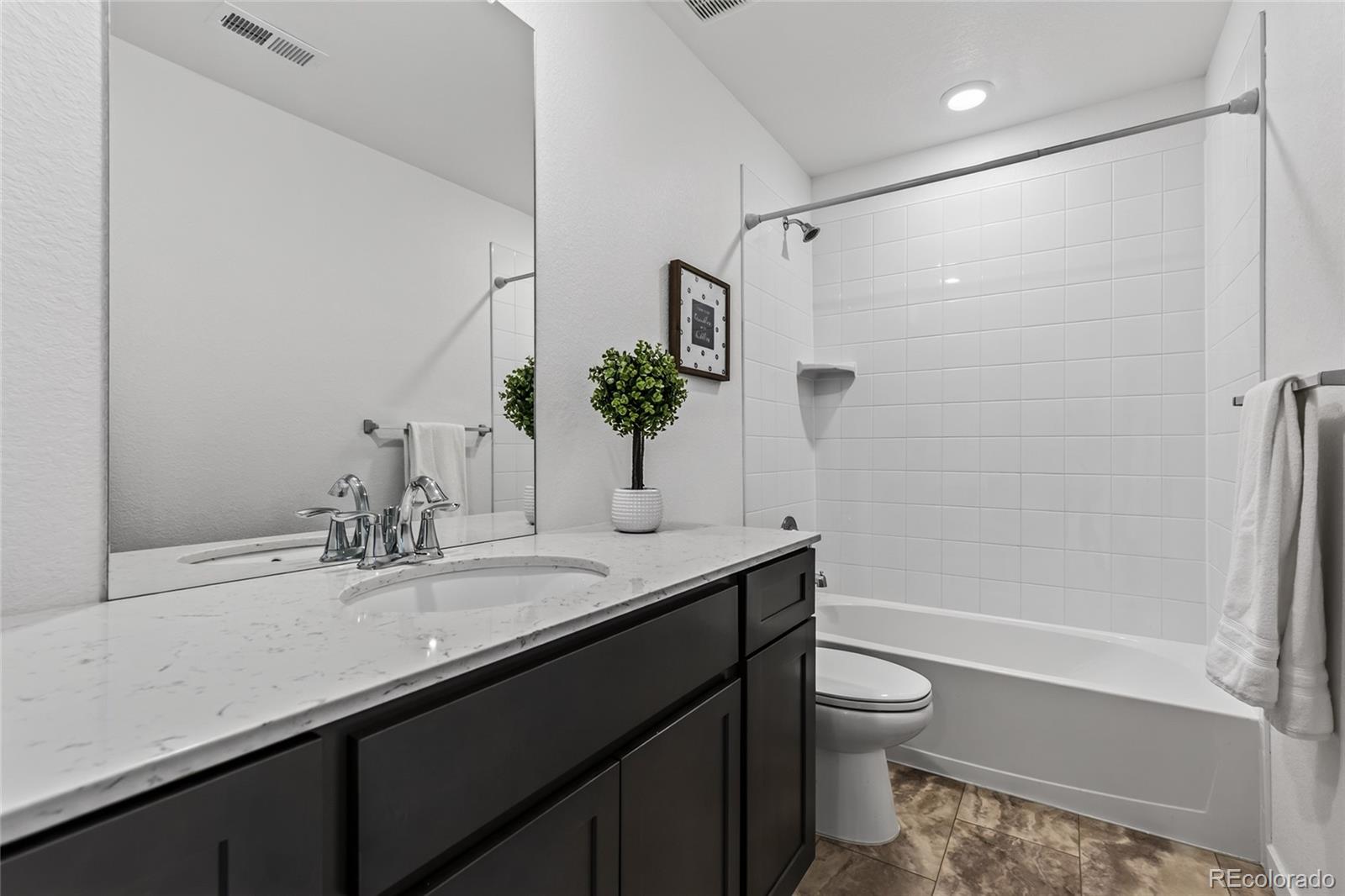 MLS Image #33 for 1949 s fultondale way,aurora, Colorado