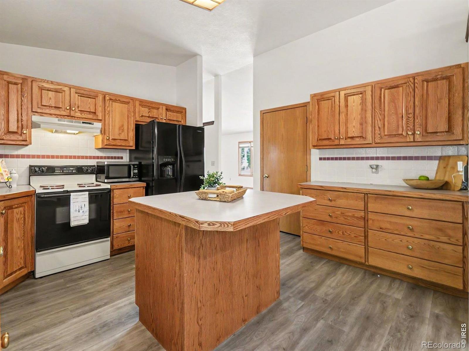 MLS Image #12 for 6621  county road 84 ,fort collins, Colorado