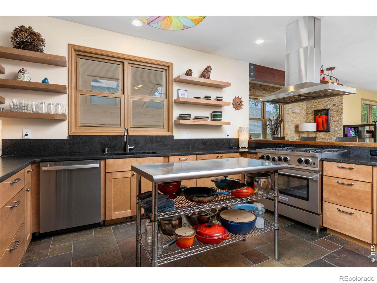 MLS Image #16 for 346  baker street,longmont, Colorado