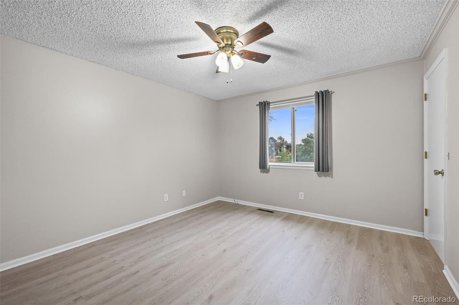 MLS Image #11 for 3946 s flanders way,aurora, Colorado