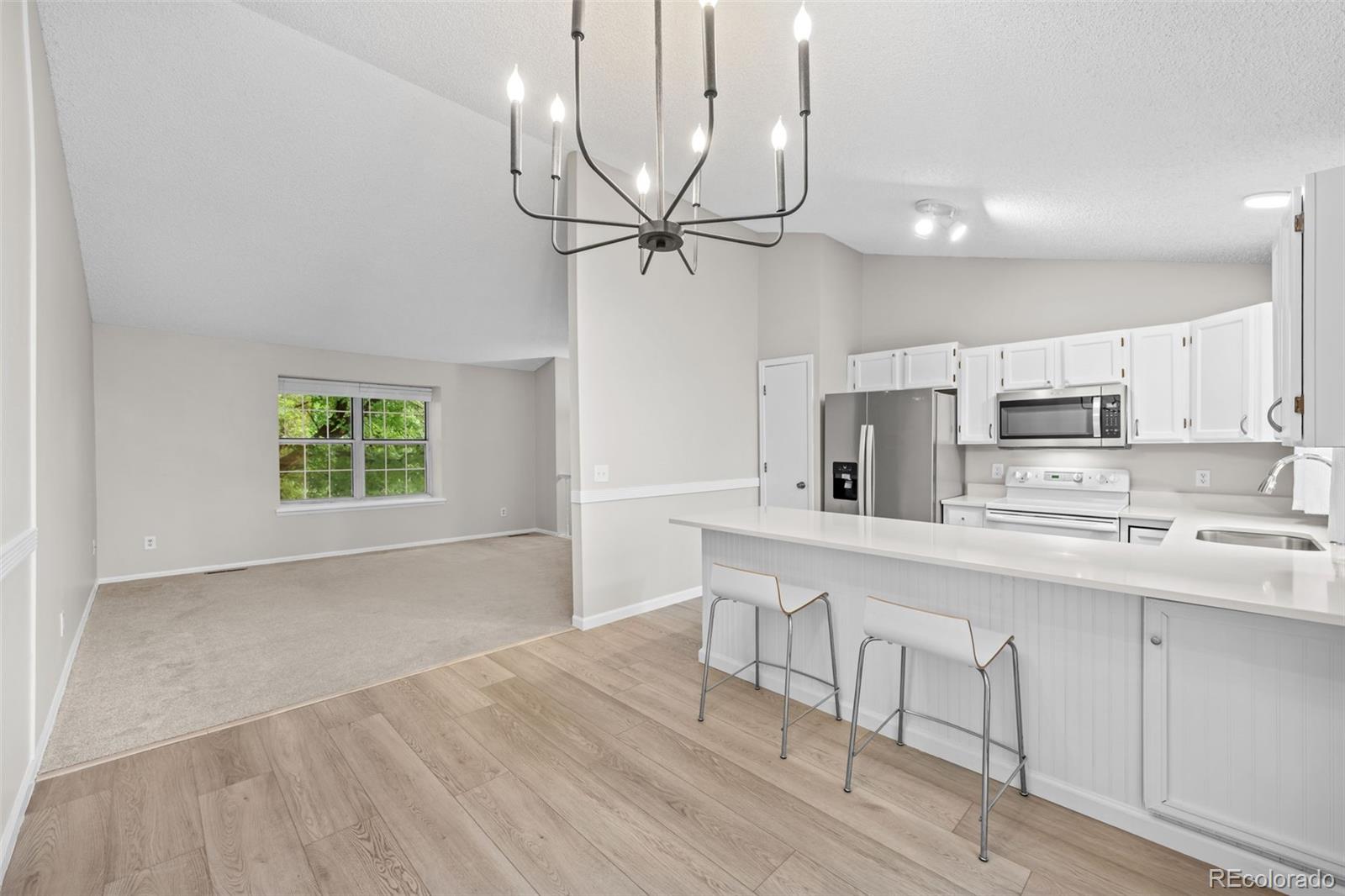 MLS Image #3 for 3946 s flanders way,aurora, Colorado